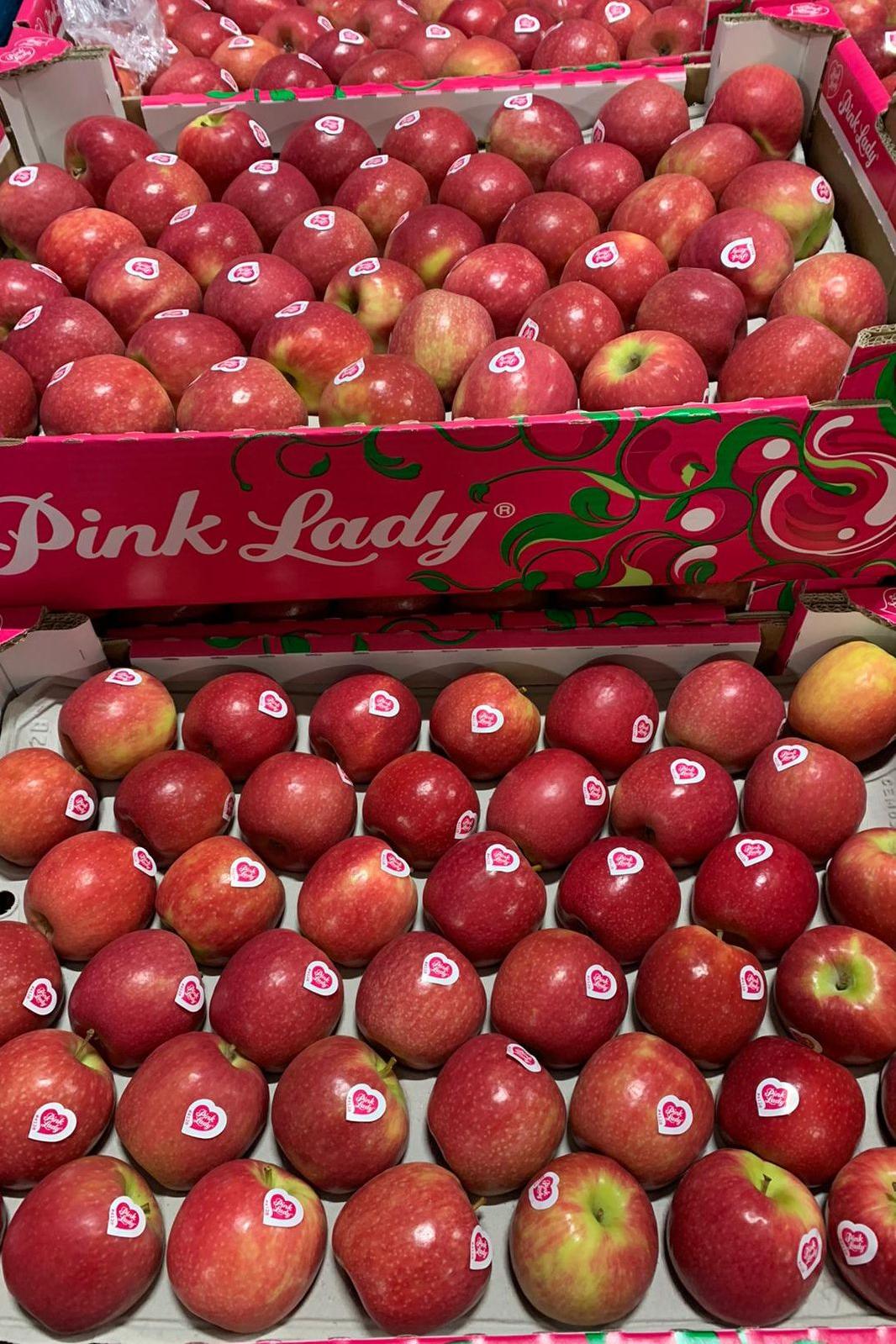 Apples Pink Lady Box - Jackie Leonards
