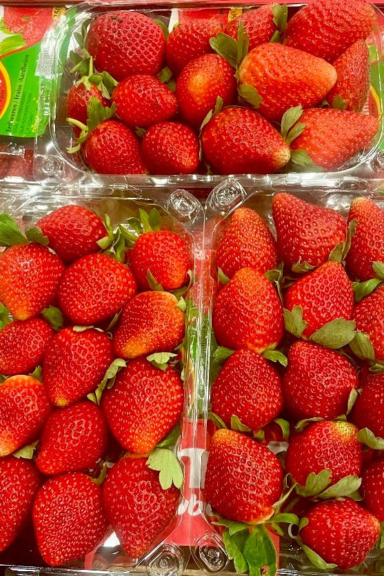 Strawberries  Punnet 250g - Jackie Leonards